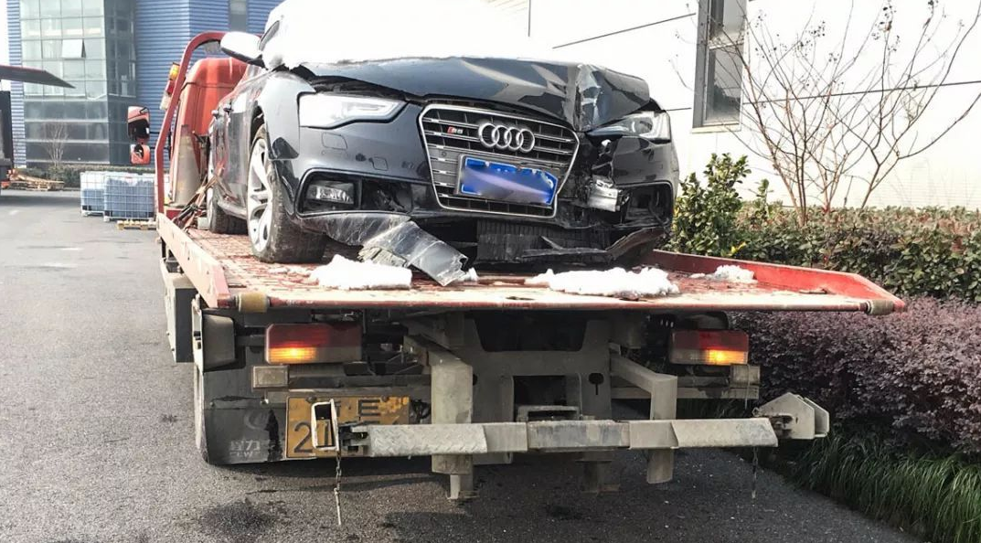 合肥报废车回收拖车正确操作